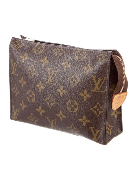 louis vuitton toiletry pouch 19|louis vuitton monogram toiletry bag.